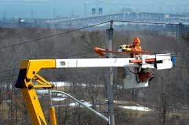 Burlington Hydro keeps the lights on, runs the system efficiently but does seem to have a problem communicating with their peers at city hall.