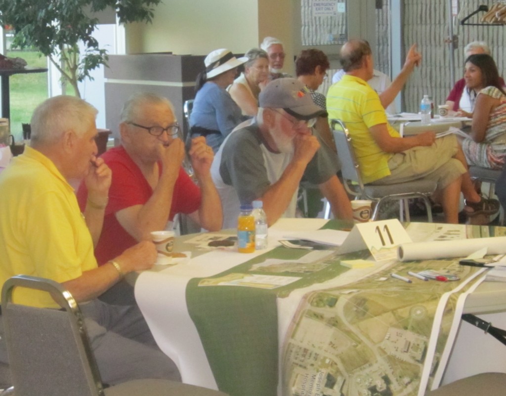 Beachway June-12 Older guys with maps