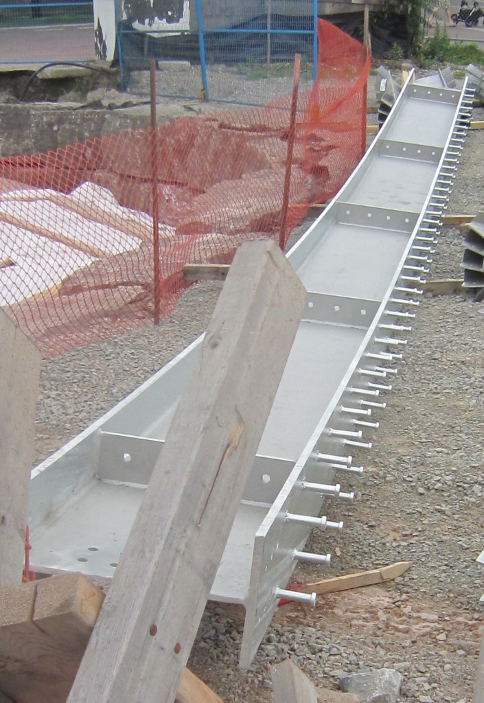 Pier first girder Aug 4-12