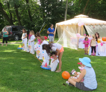 Brant day pillow case race