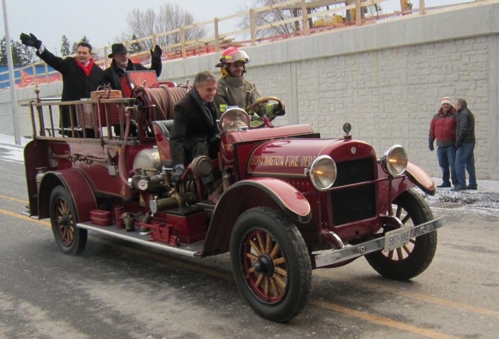 Mayor - Craven on fire engine