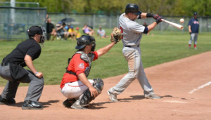 Bandit catcher - ball coming in