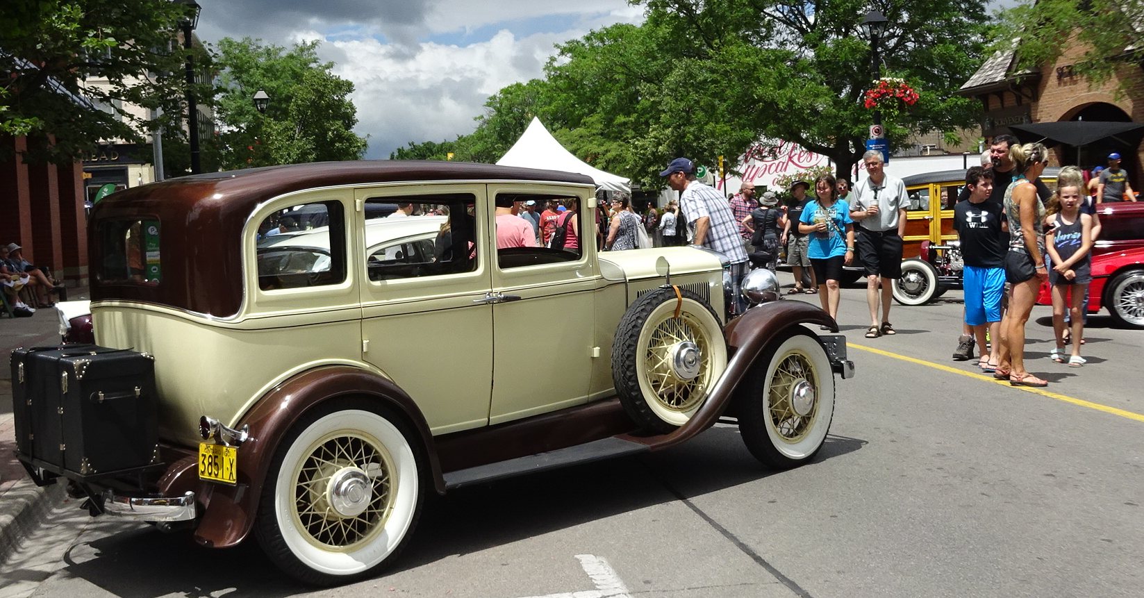 Car show - cream coloured with trunk