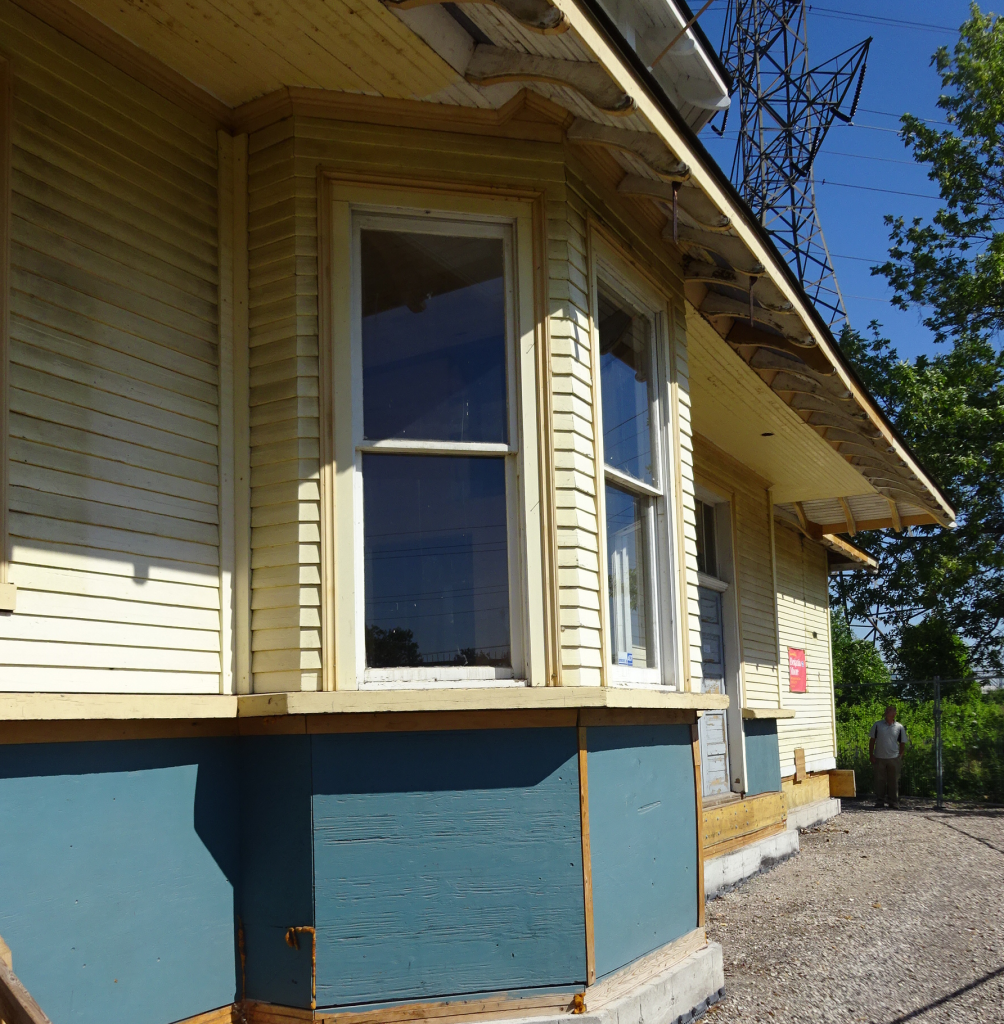 FoF station master office + mural wall