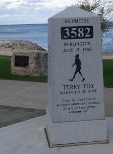 Fox monument with Brant Inn