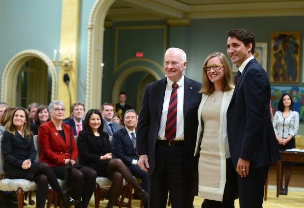 gouild-with-gov-gen-and-pm-on-swearing-in