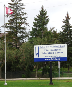 HDSB sign with flag