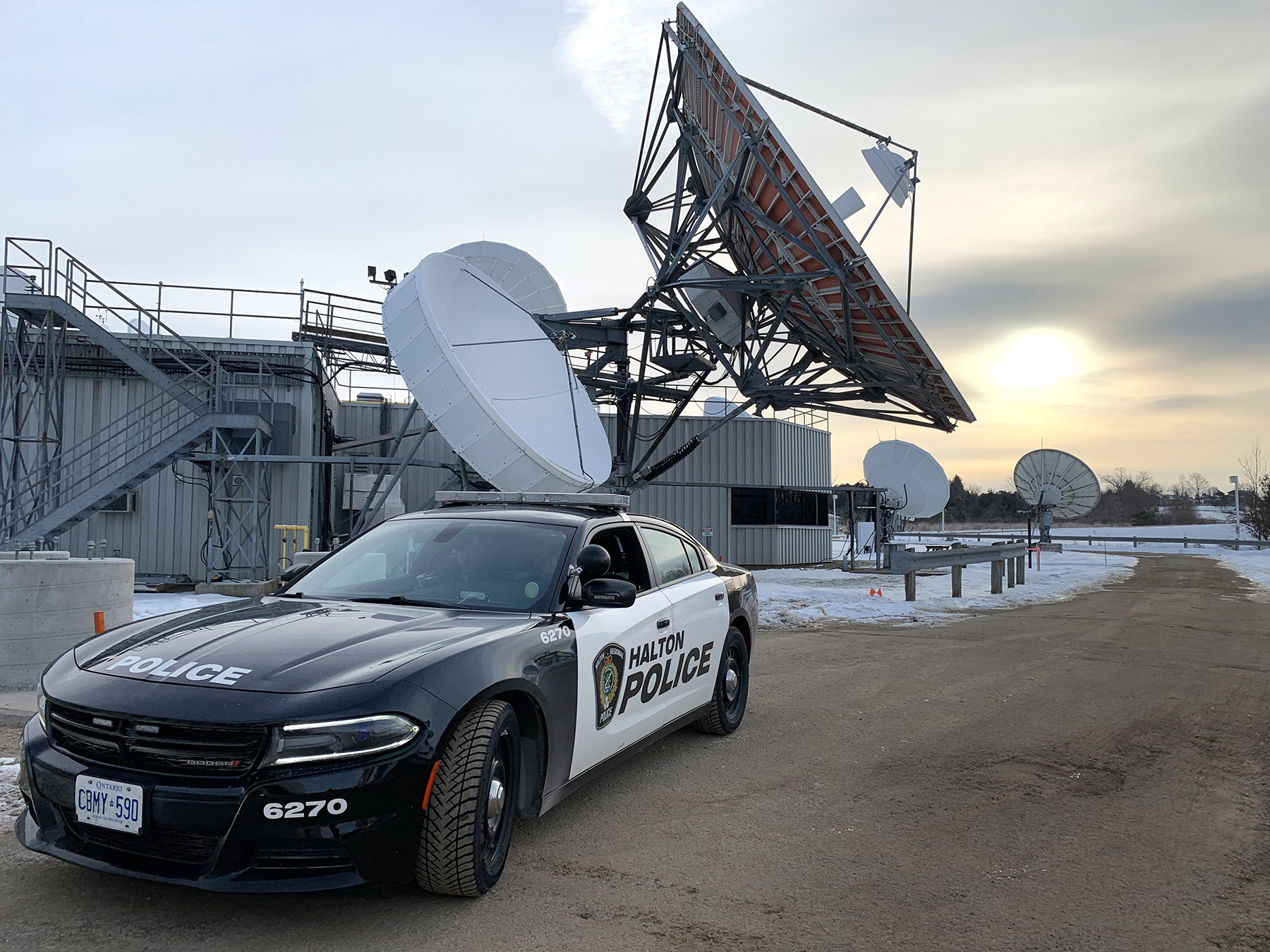 HRPS cruiser with sat dish