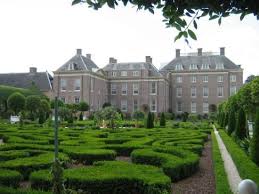 Palace gardens - Holland
