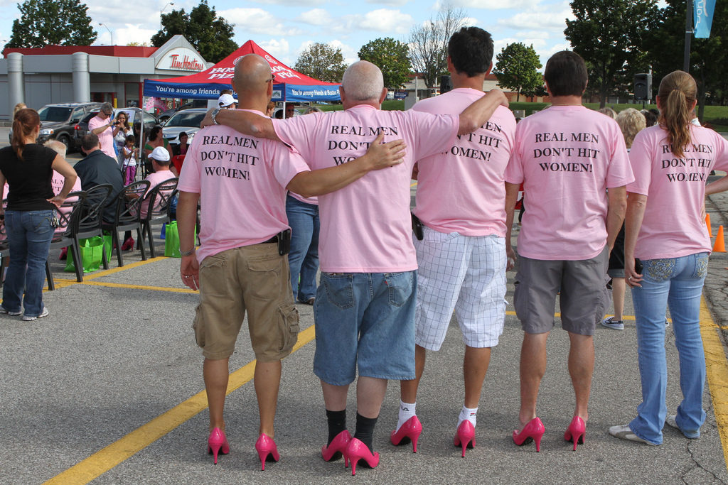 pink-high-heels-with-dont-hit-t-shirts