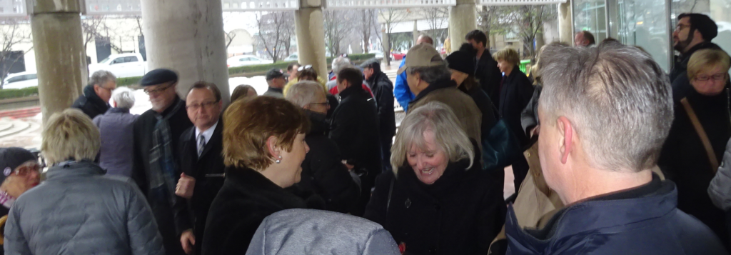 Wallace announcement crowd