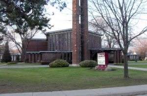 Wellington Square United Church, 2121 Caroline Street, Burlington, ON, Canada.