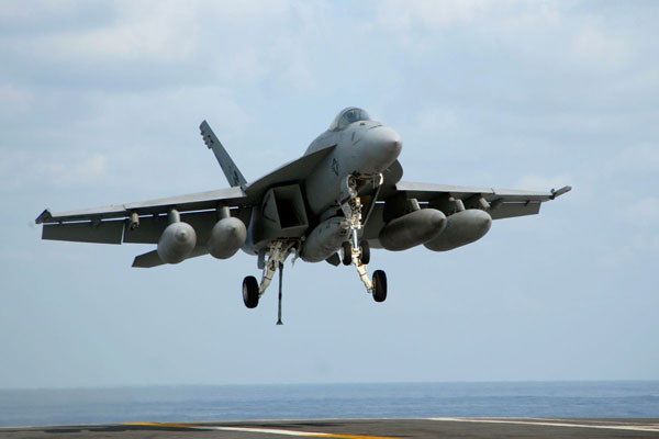 aircraft super-hornet